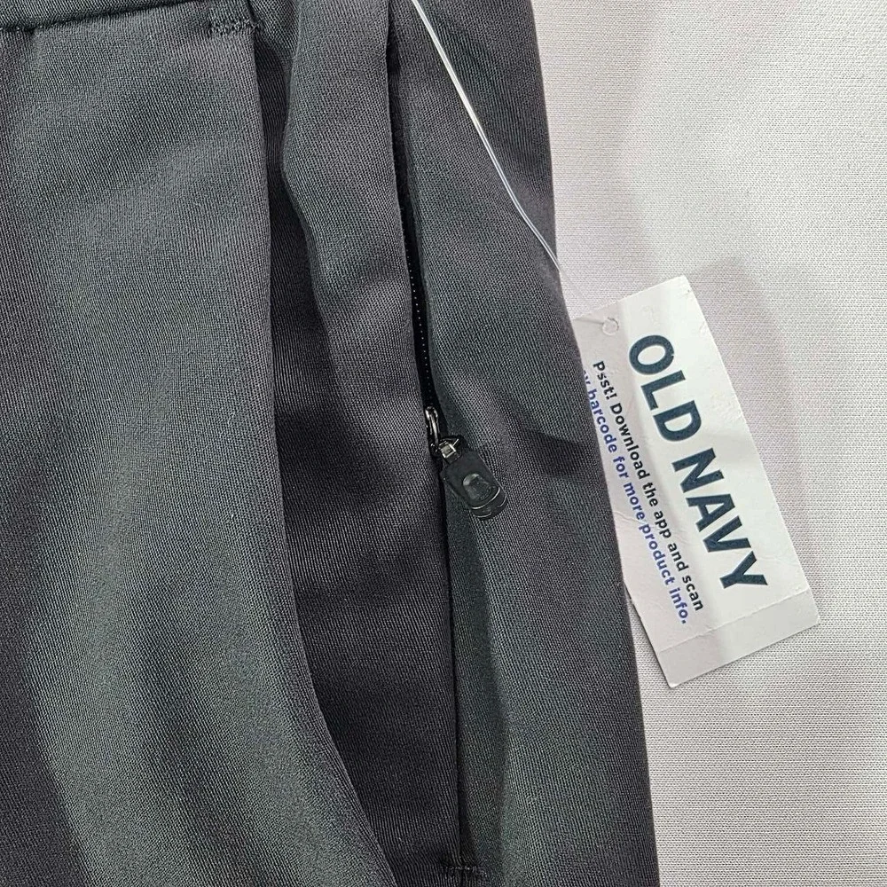 Old Navy Ultimate Tech Slim Built-In Flex Pants Mens 32x29 Gray NWT